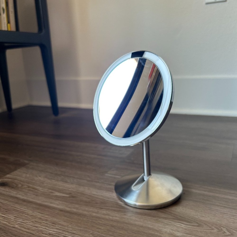 Simplehuman Floor Mount 5" Round Rechargeable Mini Travel Sensor Makeup Mirror